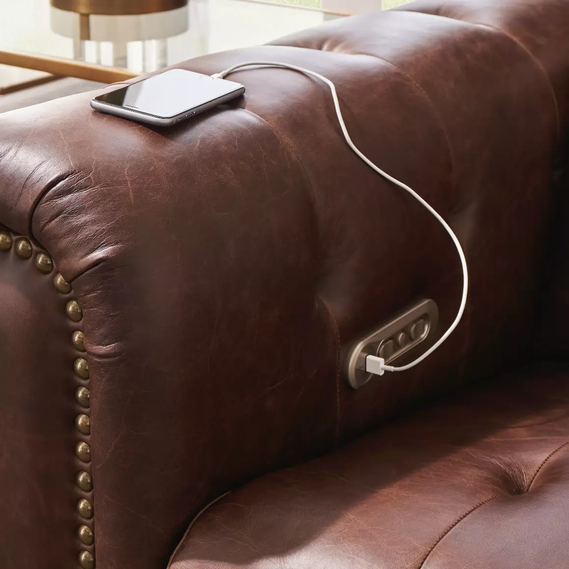 Windsor Park Leather Detail Image 01