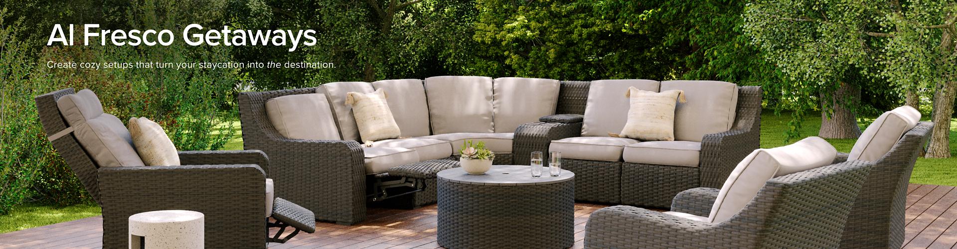 Outdoor Sectional Image