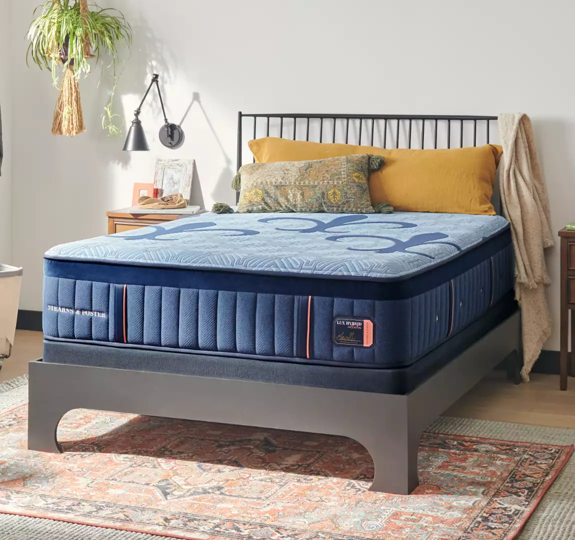 Stearns and Foster Lux Hybrid Mattress Collection image